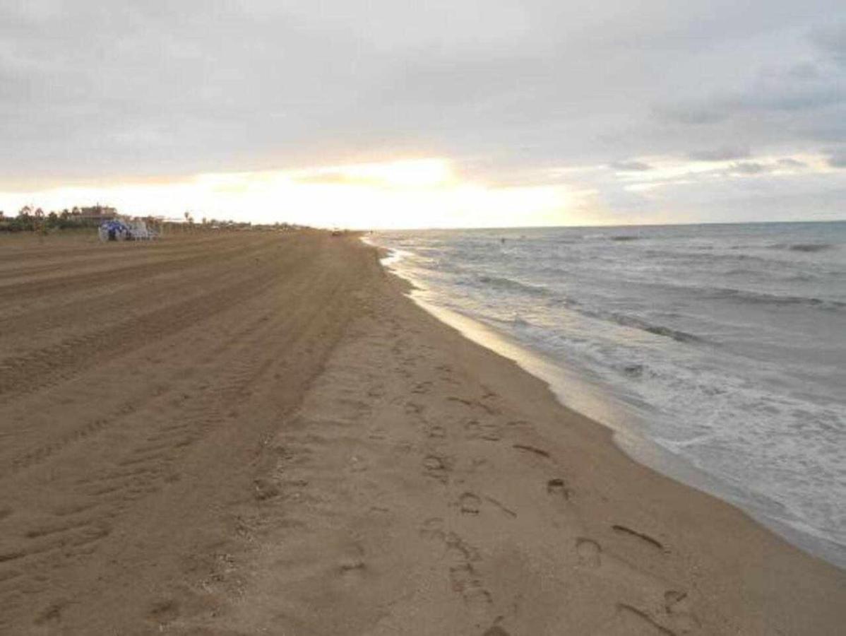 Apartment La Gavina Beach Barcelona Airport Хава Экстерьер фото