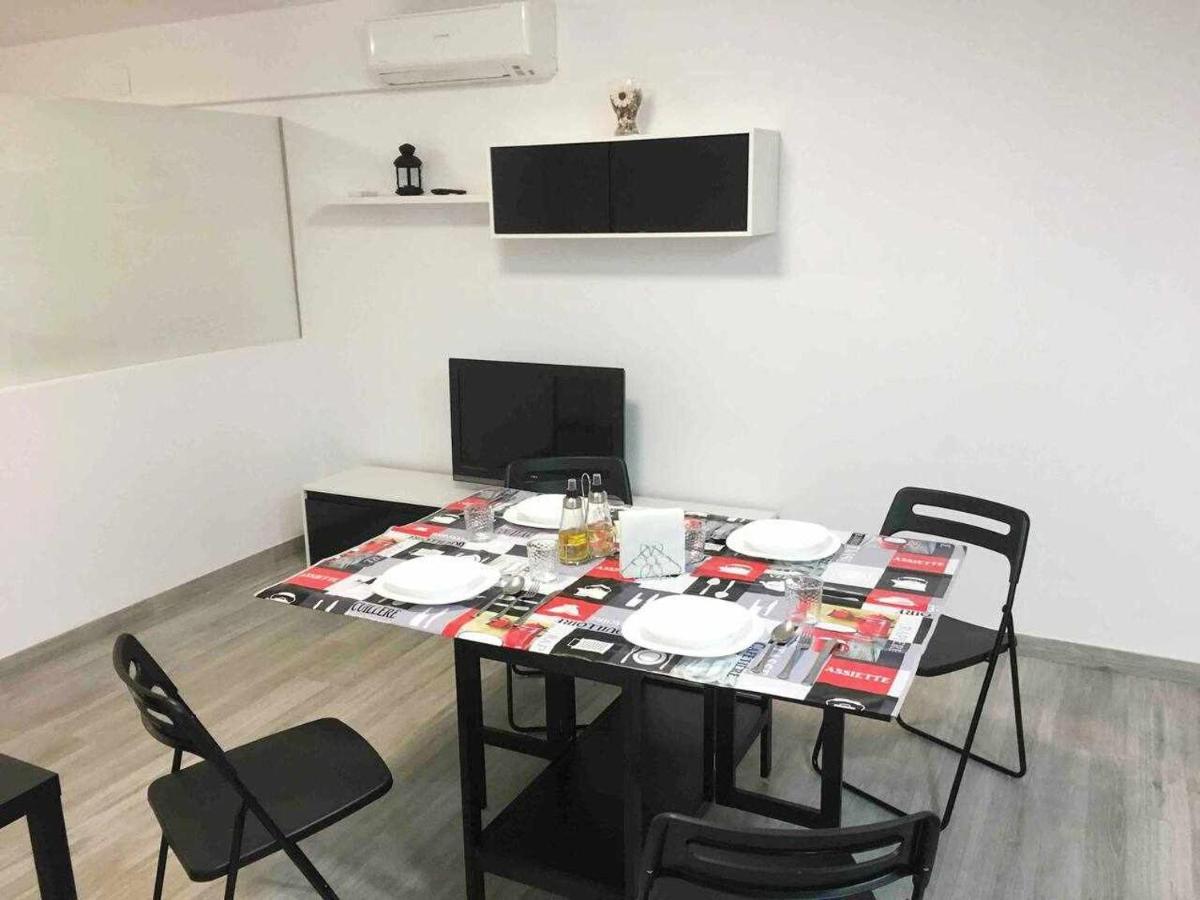 Apartment La Gavina Beach Barcelona Airport Хава Экстерьер фото